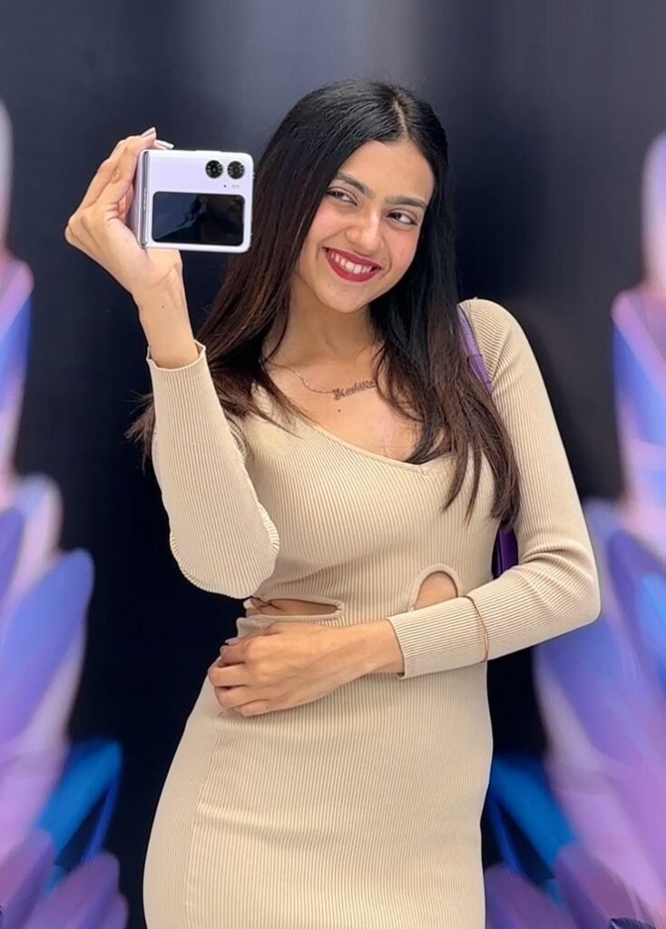 Kashika Kapoor adds another feather to her cap, by partnering with OPPO for their new campaign